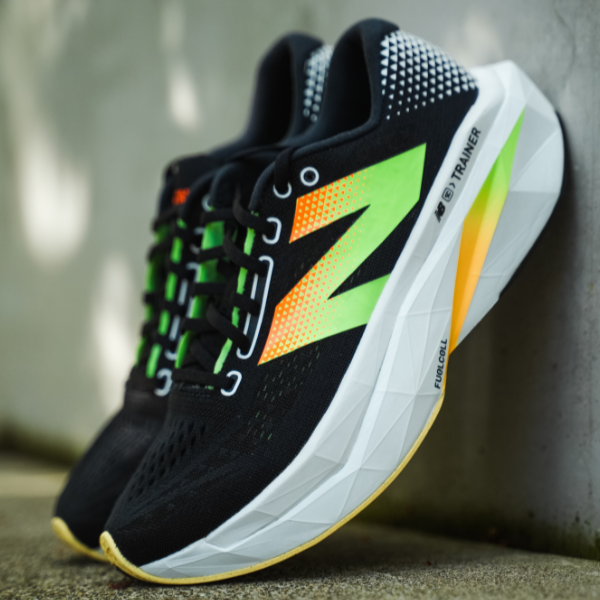 New Balance FuelCell SuperComp Trainer v3