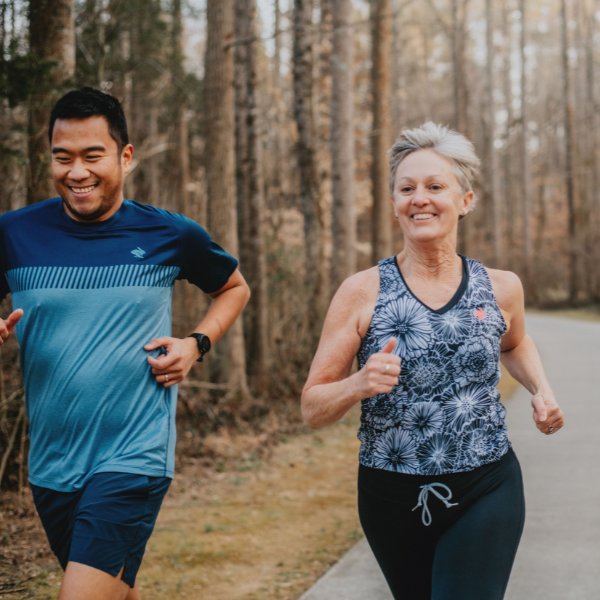 Two runners in Rabbit Apparel 